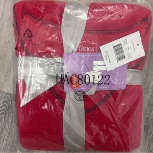 Hanes Polar Tee & Pants Pajama Set